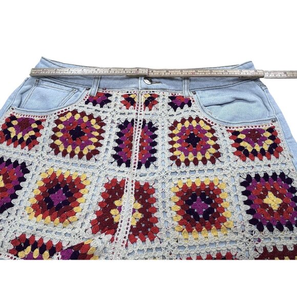 Crochet Patchwork Denim Shorts 15/32W By SO Goods For Life - Picture 5 of 7